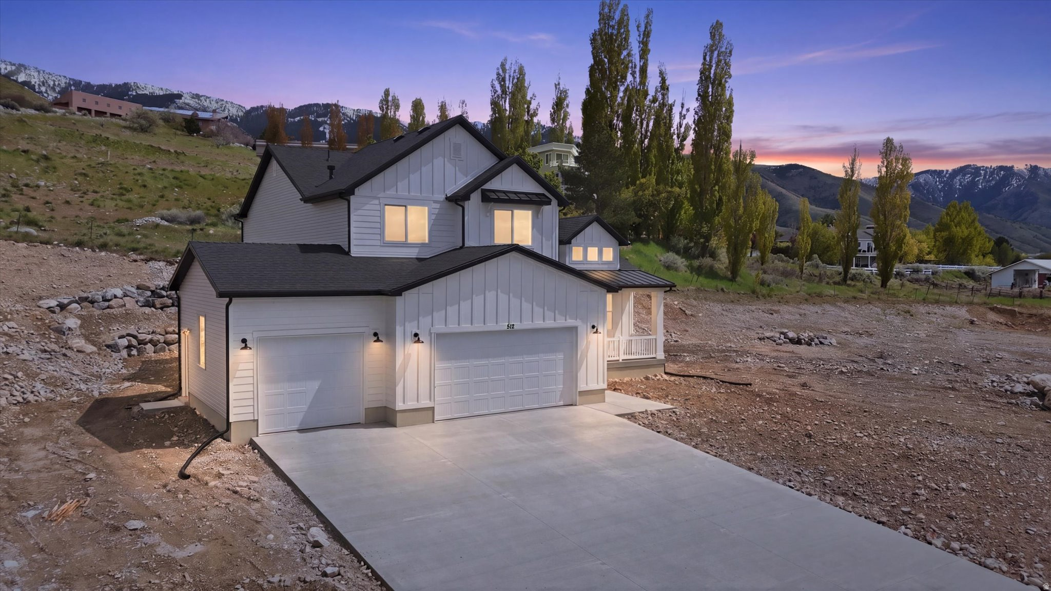 MOUNTAIN GATE ESTATES - Residential