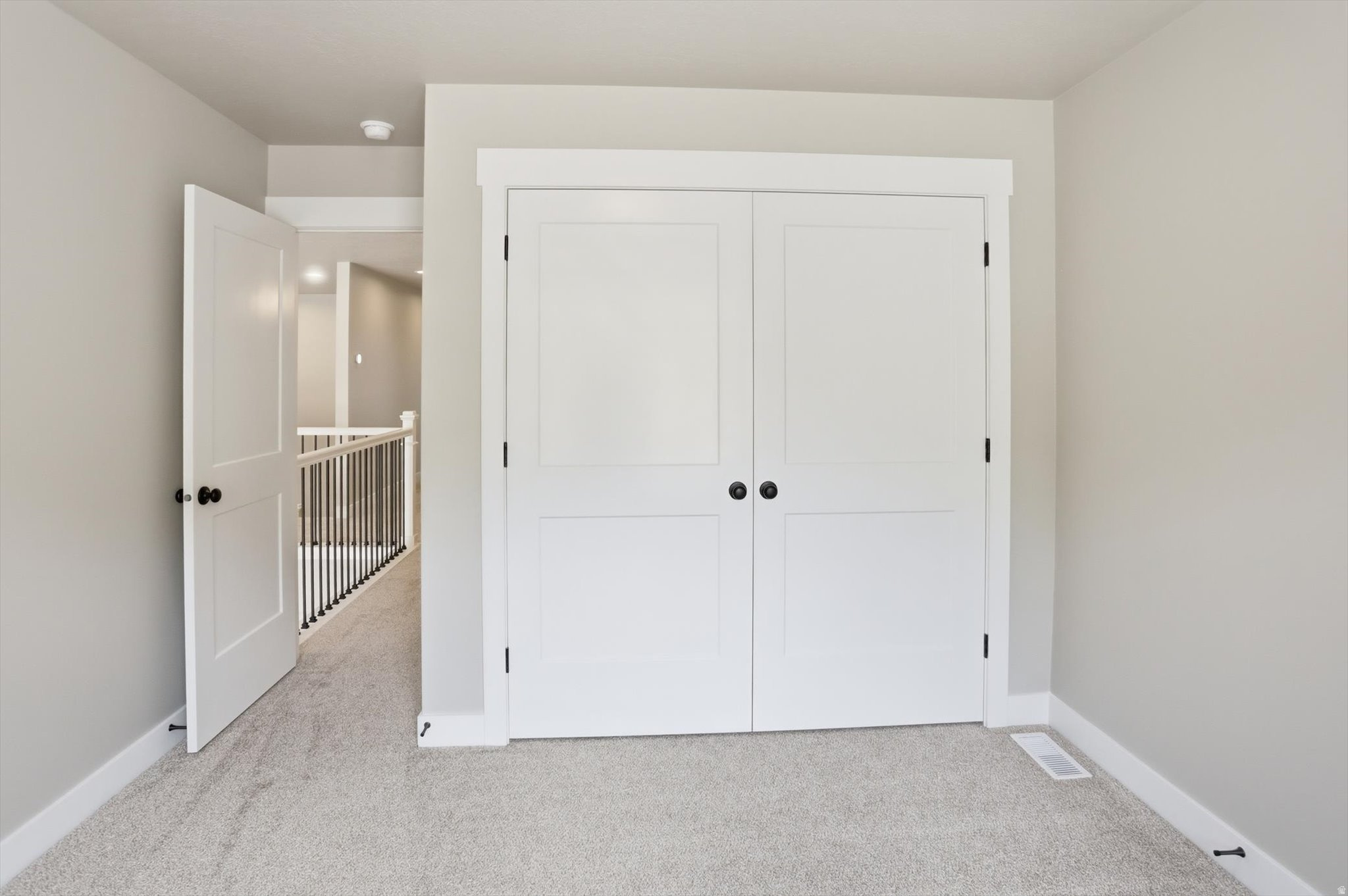 MOUNTAIN GATE ESTATES - Residential