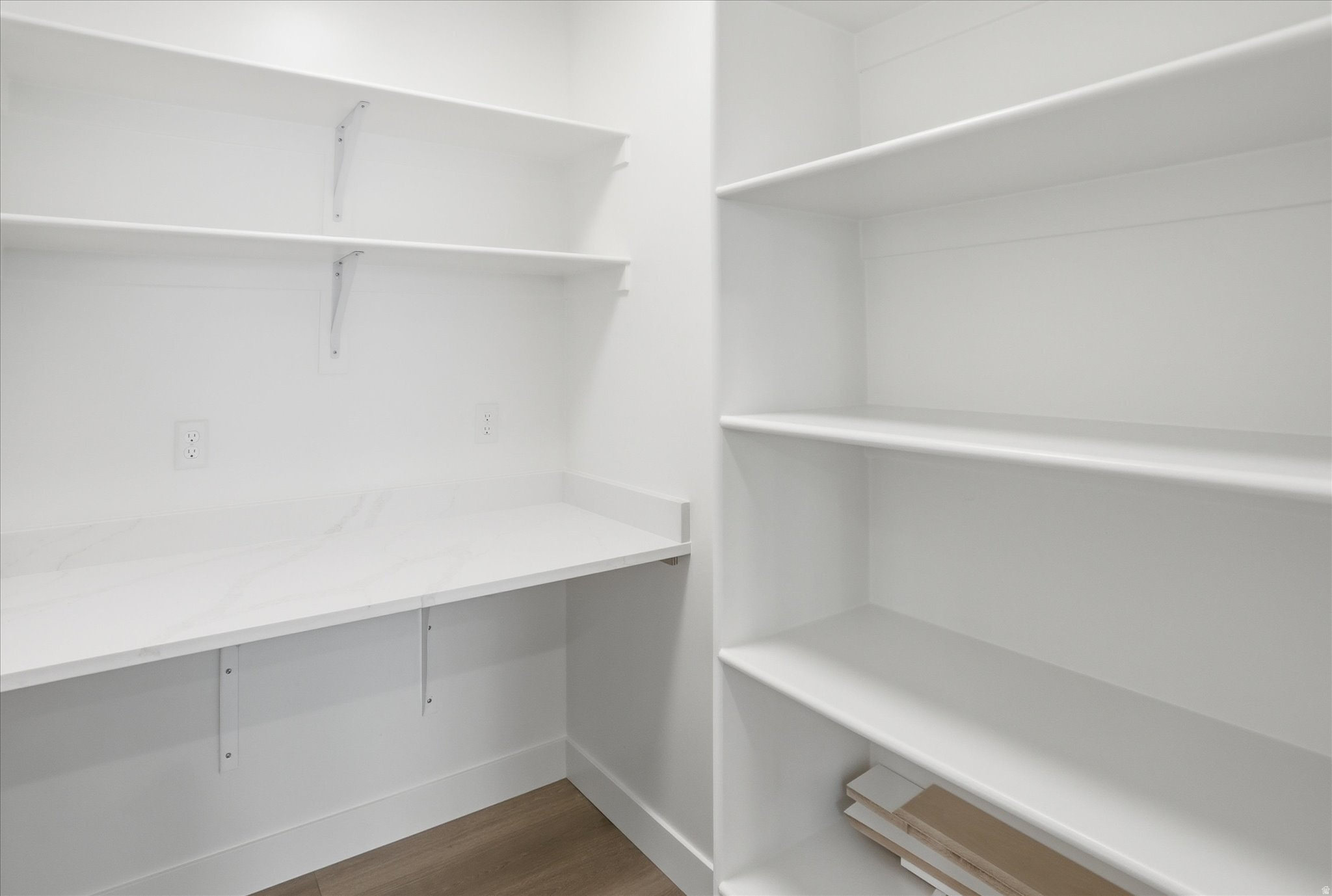 MOUNTAIN GATE ESTATES - Residential