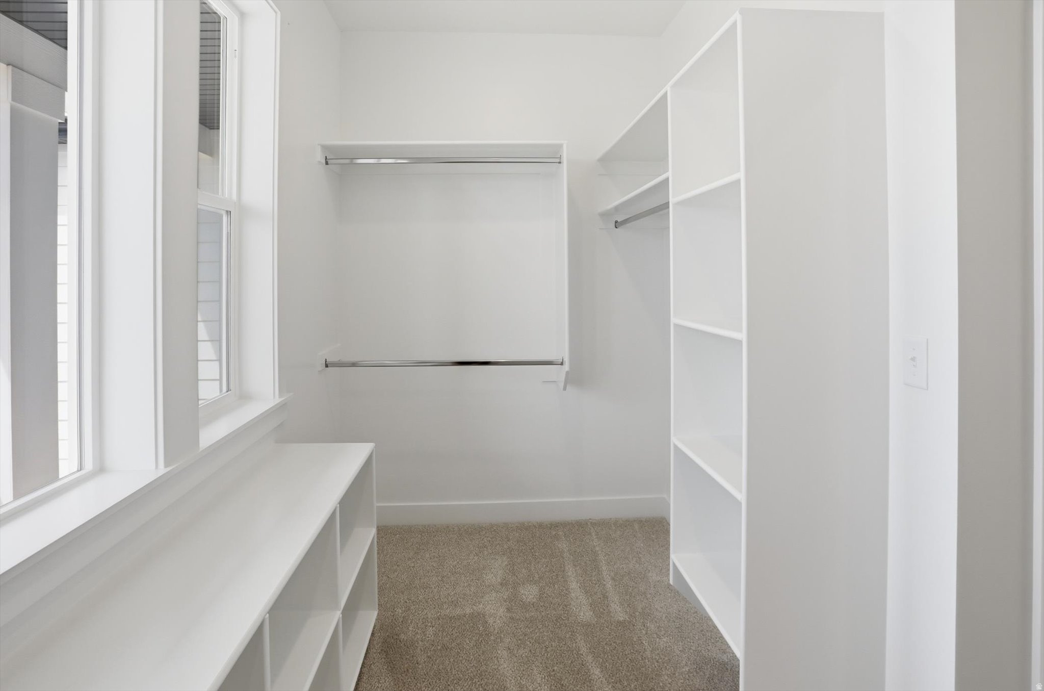 MOUNTAIN GATE ESTATES - Residential