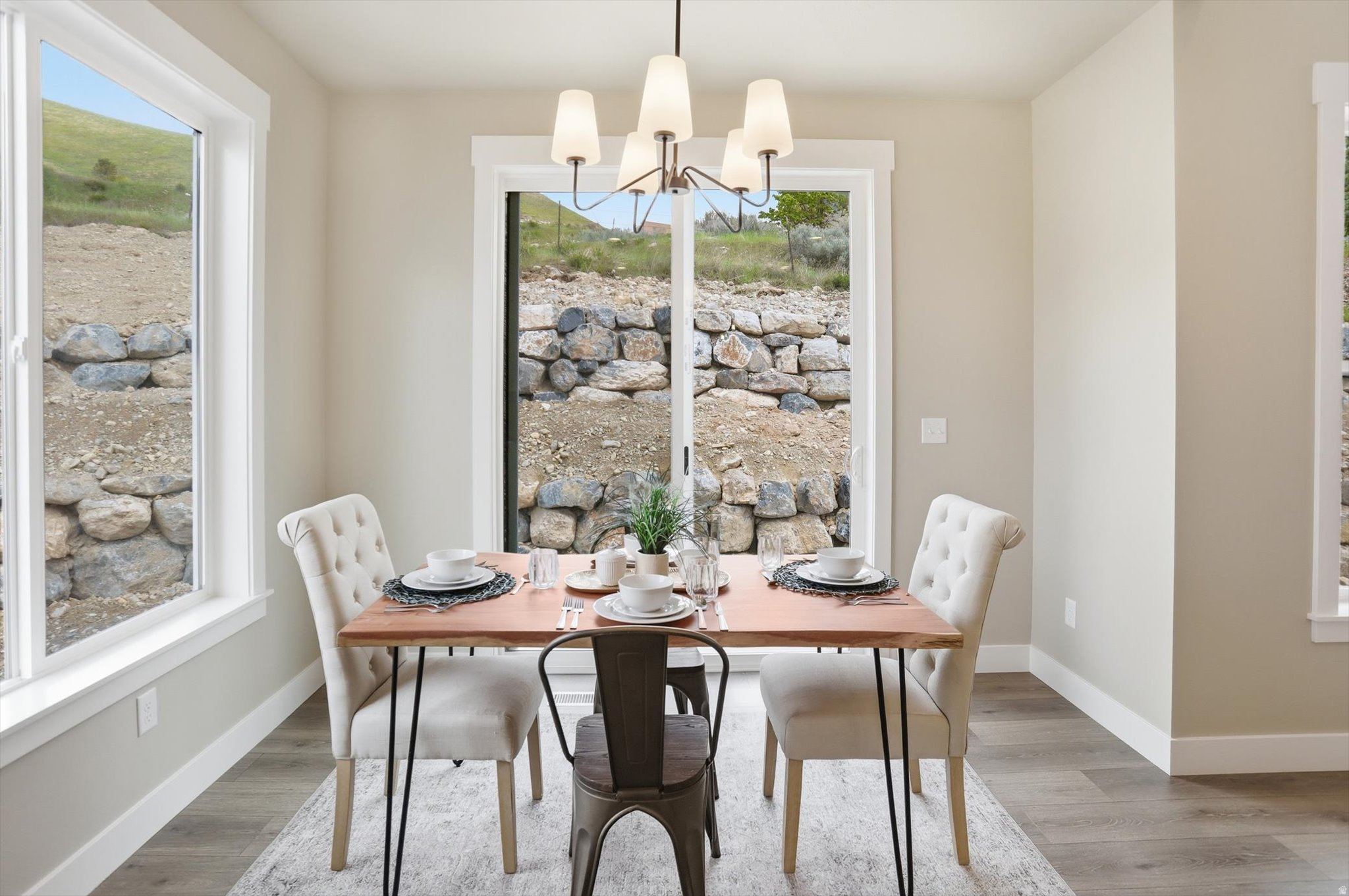 MOUNTAIN GATE ESTATES - Residential