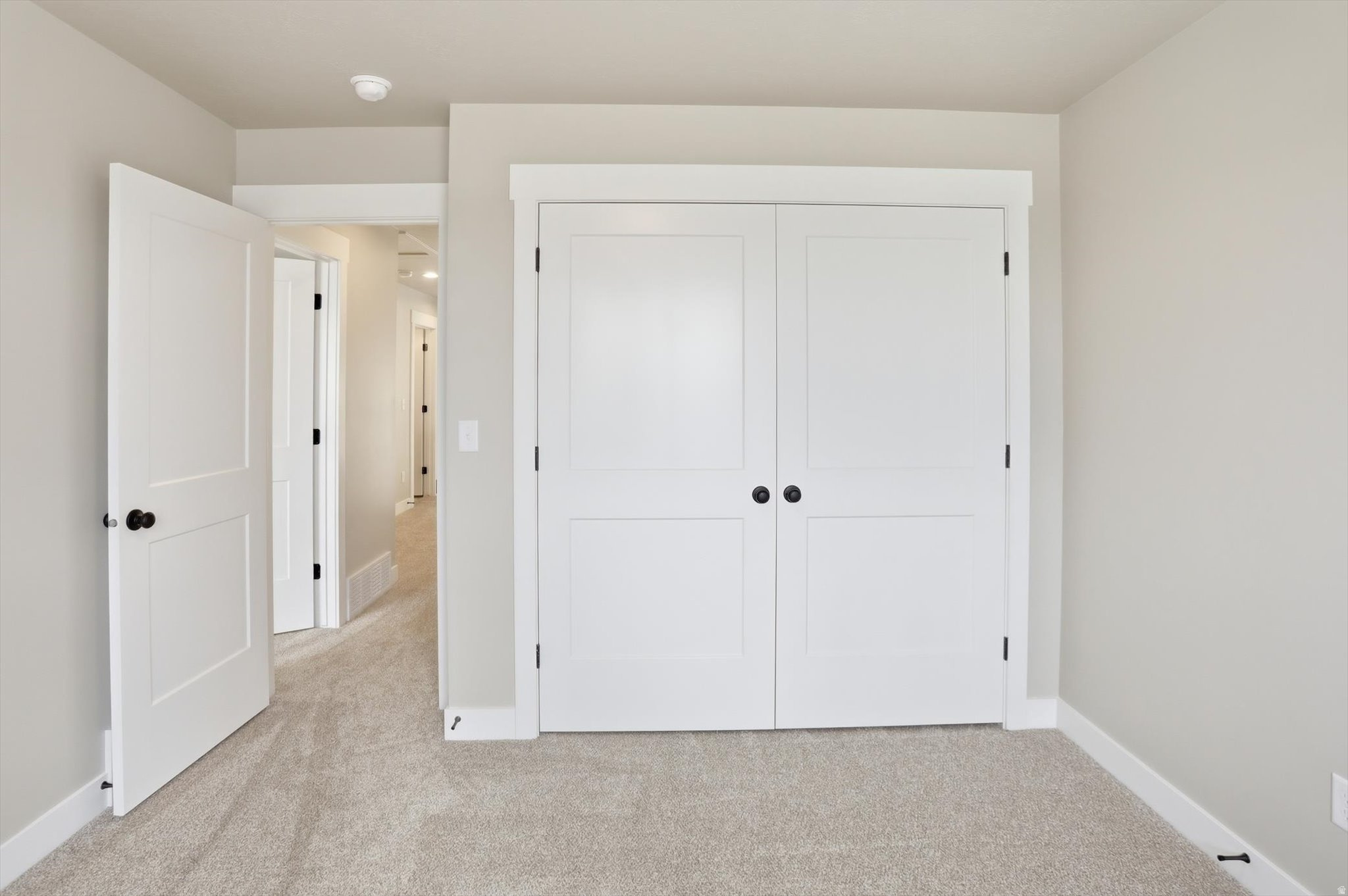 MOUNTAIN GATE ESTATES - Residential