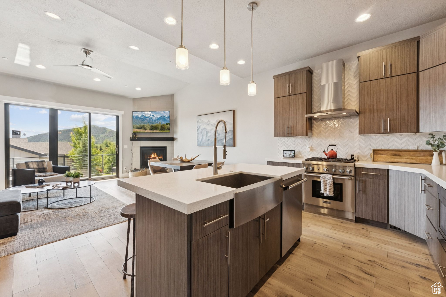 Park City, Utah 84098, United States, 4 Bedrooms Bedrooms, ,3 BathroomsBathrooms,Residential,Active,159269