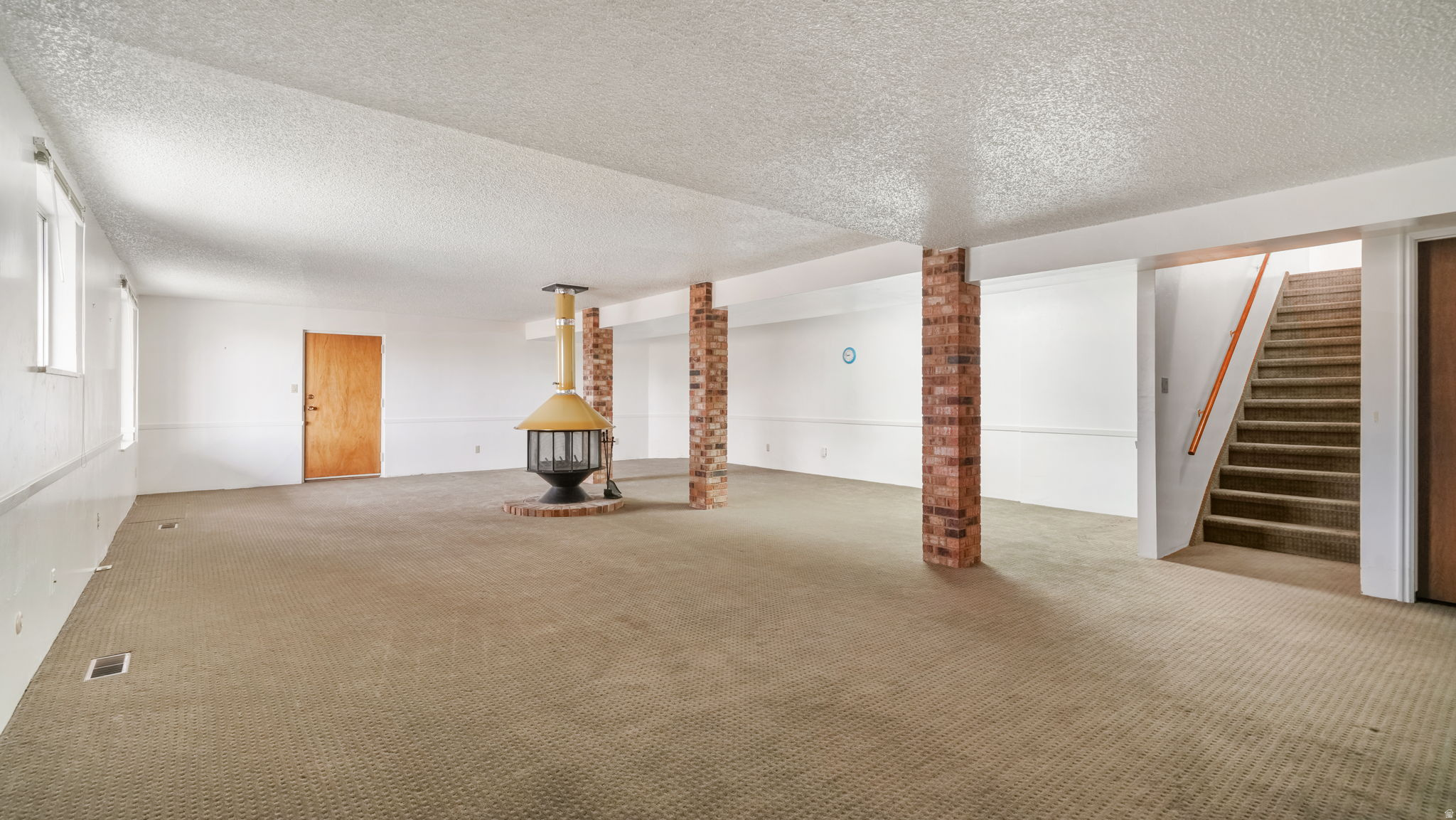 ARMOND JAMES - Residential