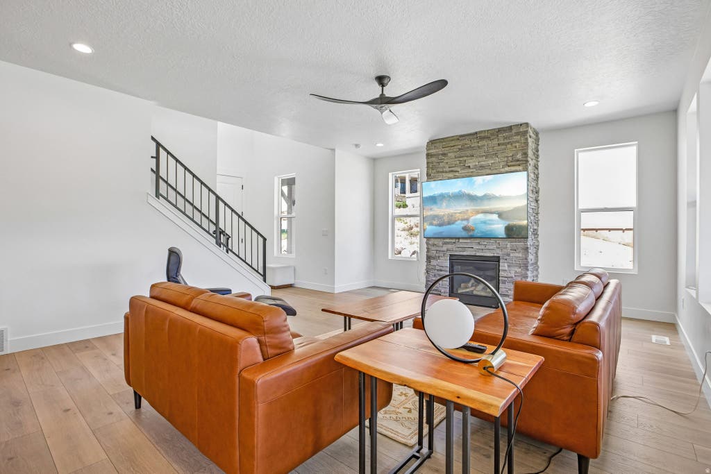 Photo of 458 W ASCENT DR, Hideout, UT 84036 (MLS # 2162825)