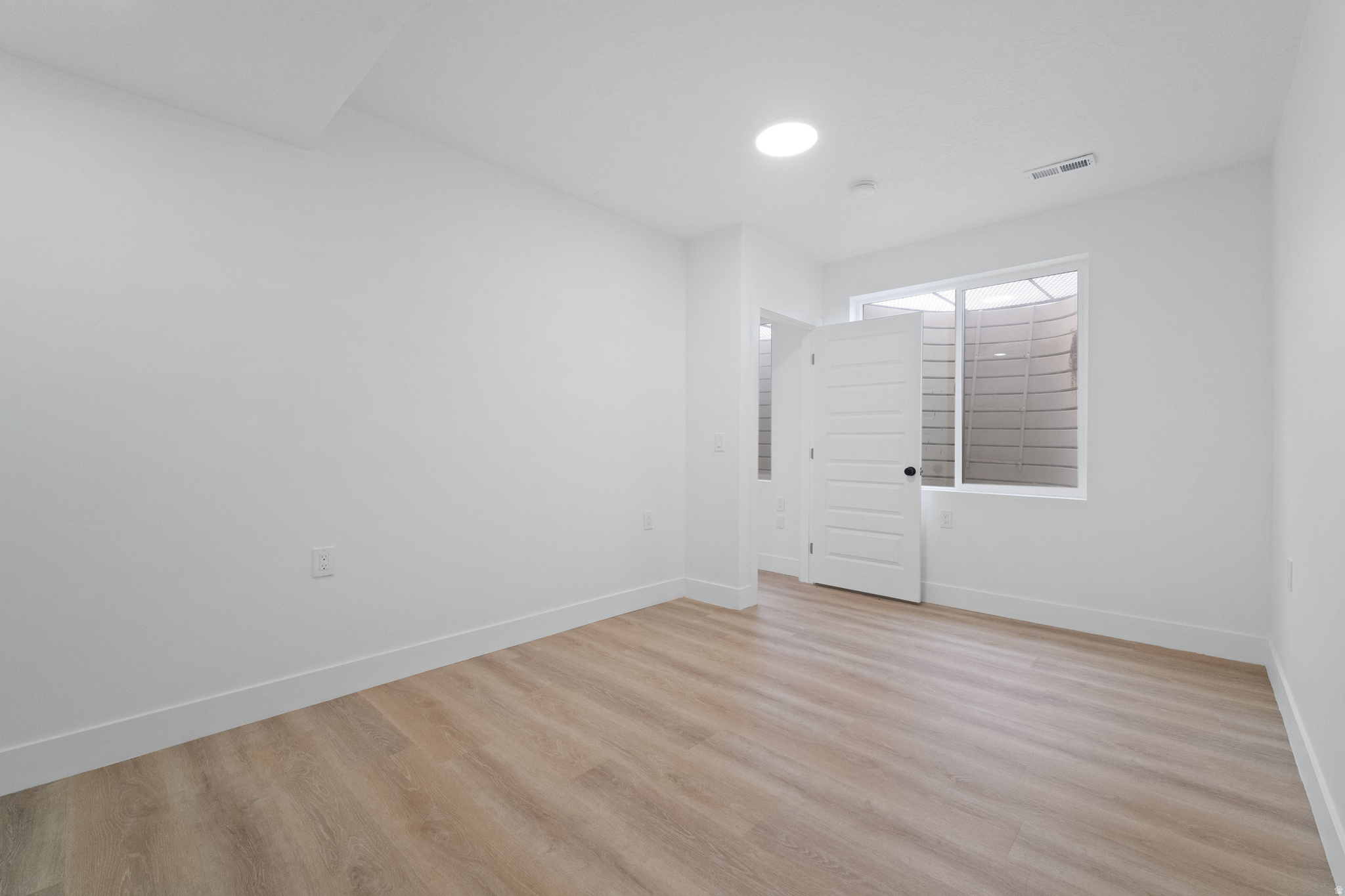 HIDDEN OAKS - Residential