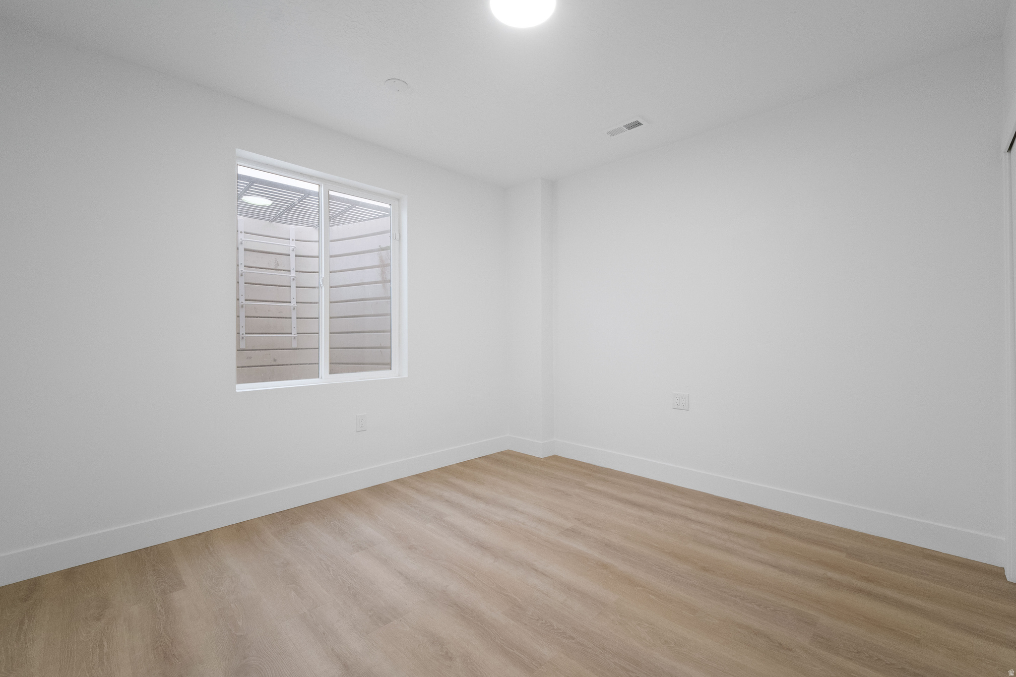 HIDDEN OAKS - Residential