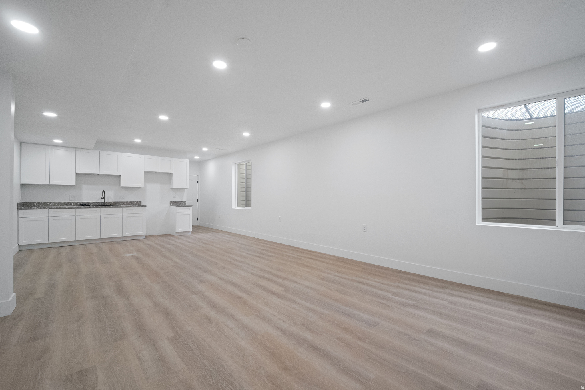 HIDDEN OAKS - Residential