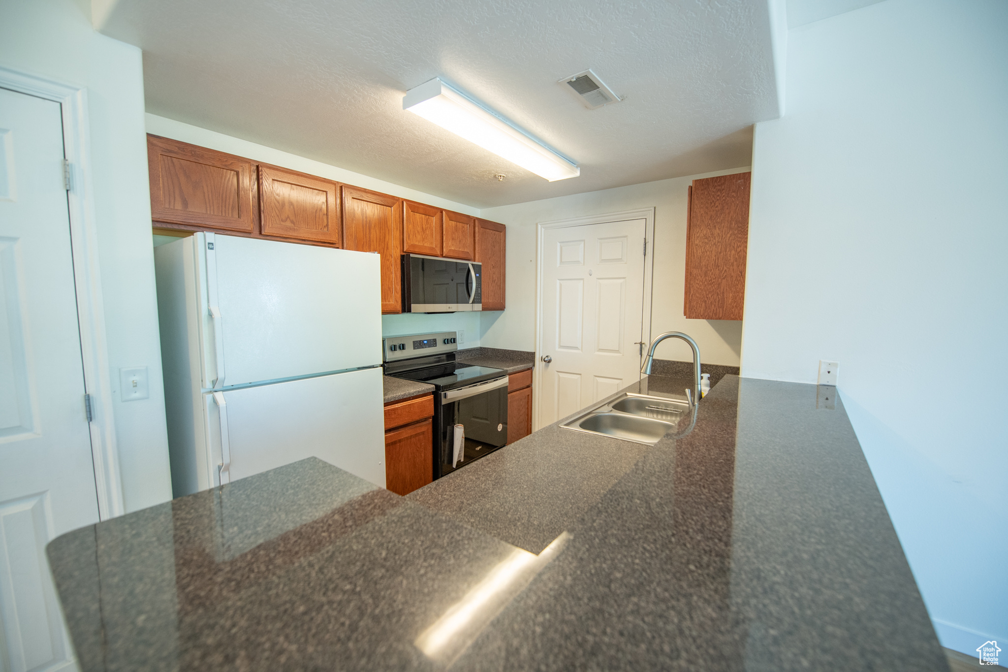 175 Albion Village Way #303, Sandy, Utah image 7
