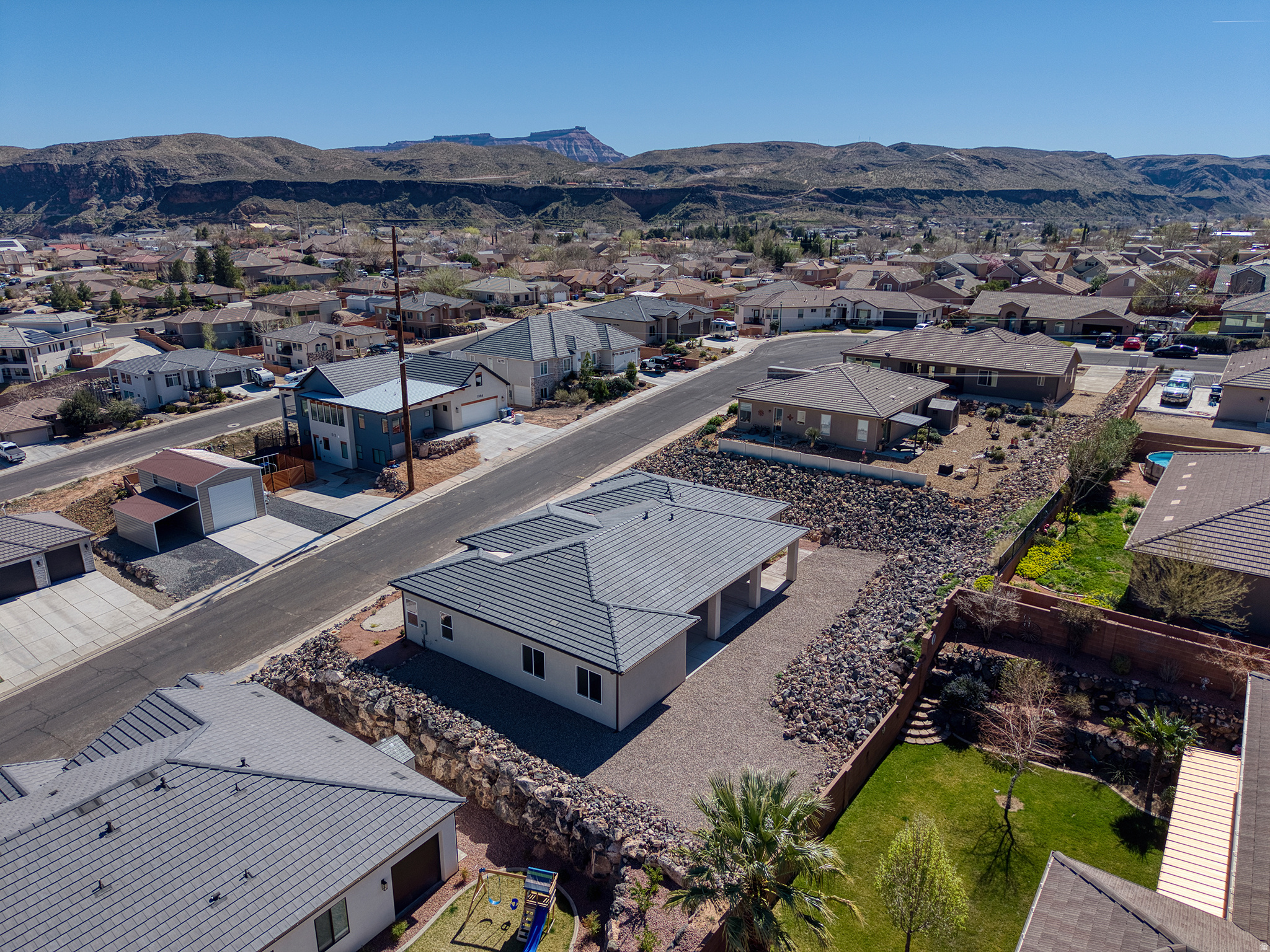 SUNSET RIDGE - Residential