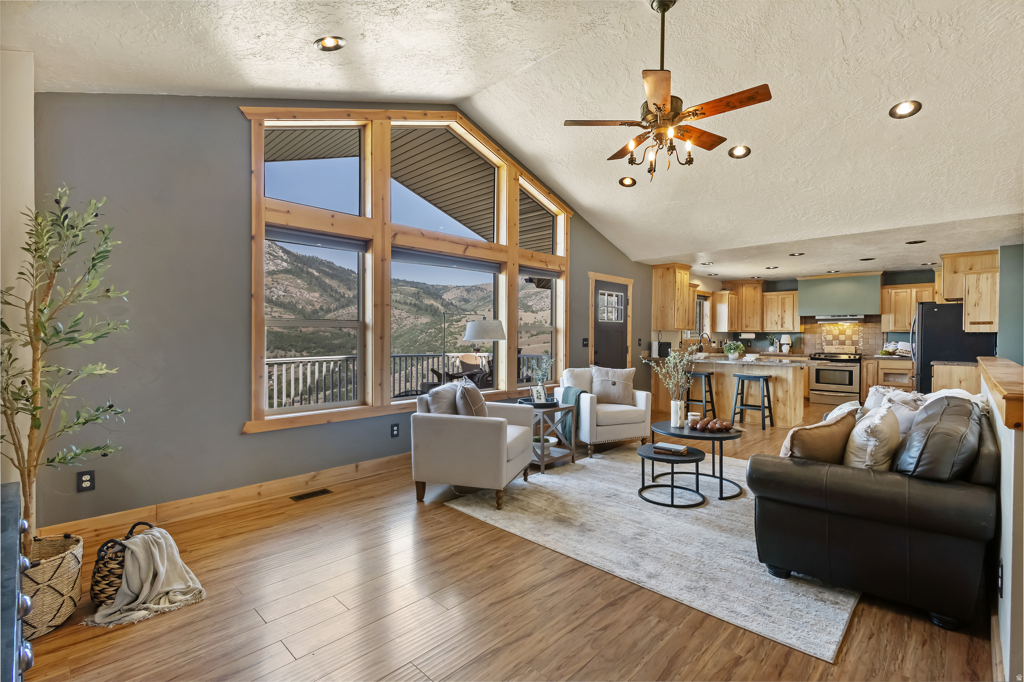 EVERGREEN PARK - Residential