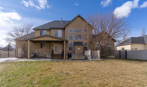 Tiny photo for 926 N 1875 W, Farmington, UT 84025 (MLS # 2127393)