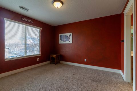 Tiny photo for 926 N 1875 W, Farmington, UT 84025 (MLS # 2127393)