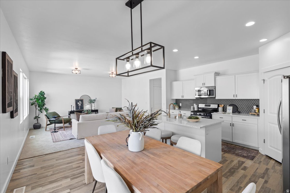 HARRINGTON HOLLOW - Residential