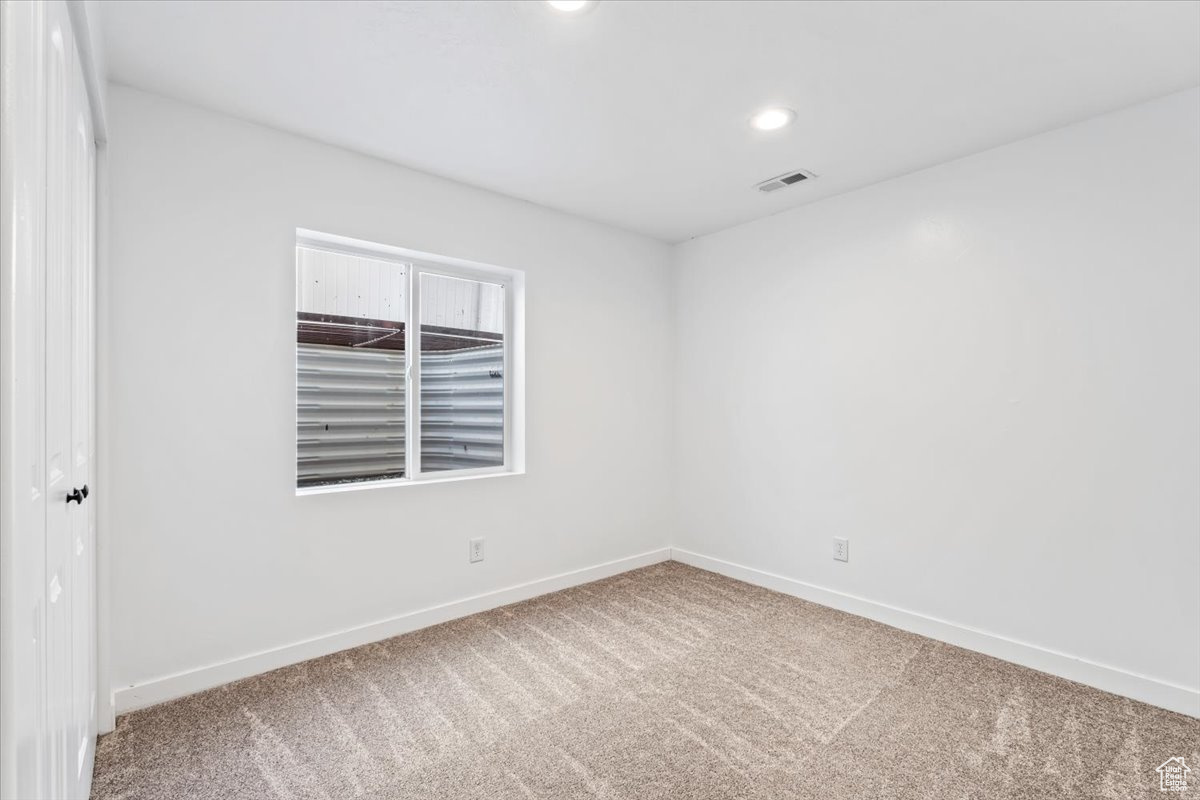 HARRINGTON HOLLOW - Residential