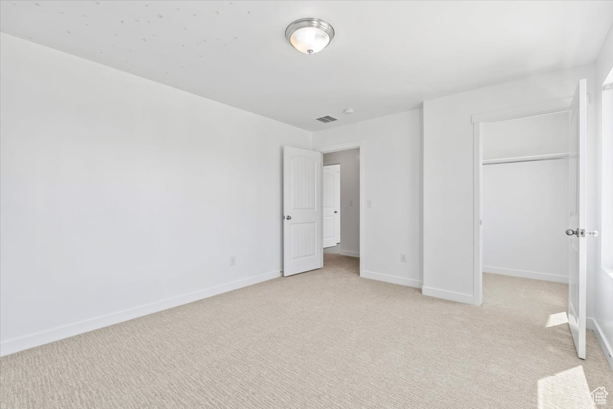 HARRINGTON HOLLOW - Residential