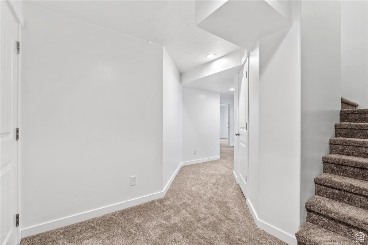 HARRINGTON HOLLOW - Residential