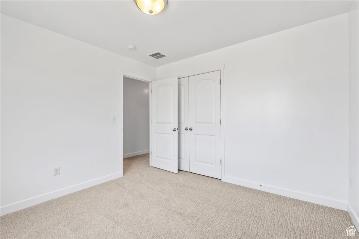 HARRINGTON HOLLOW - Residential