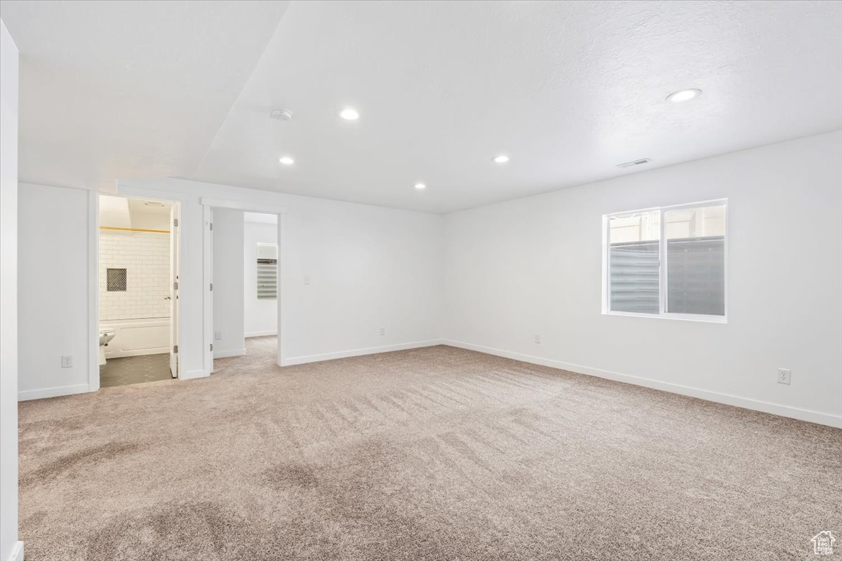 HARRINGTON HOLLOW - Residential