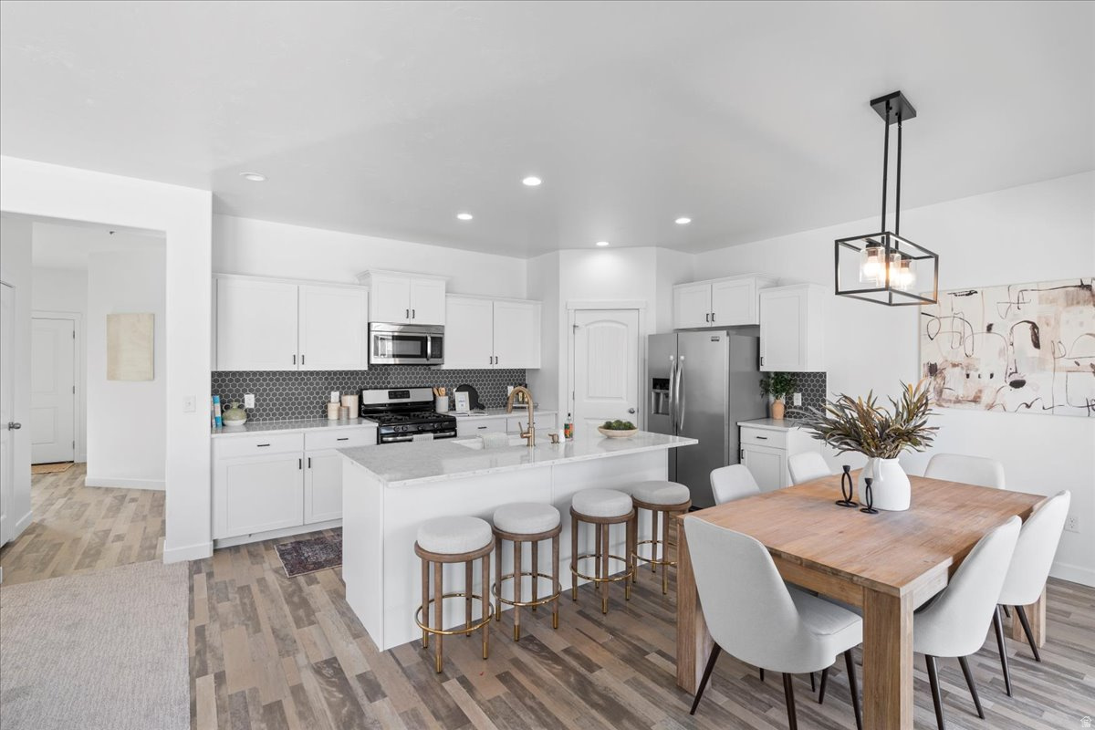 HARRINGTON HOLLOW - Residential