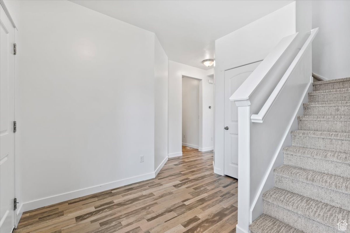 HARRINGTON HOLLOW - Residential