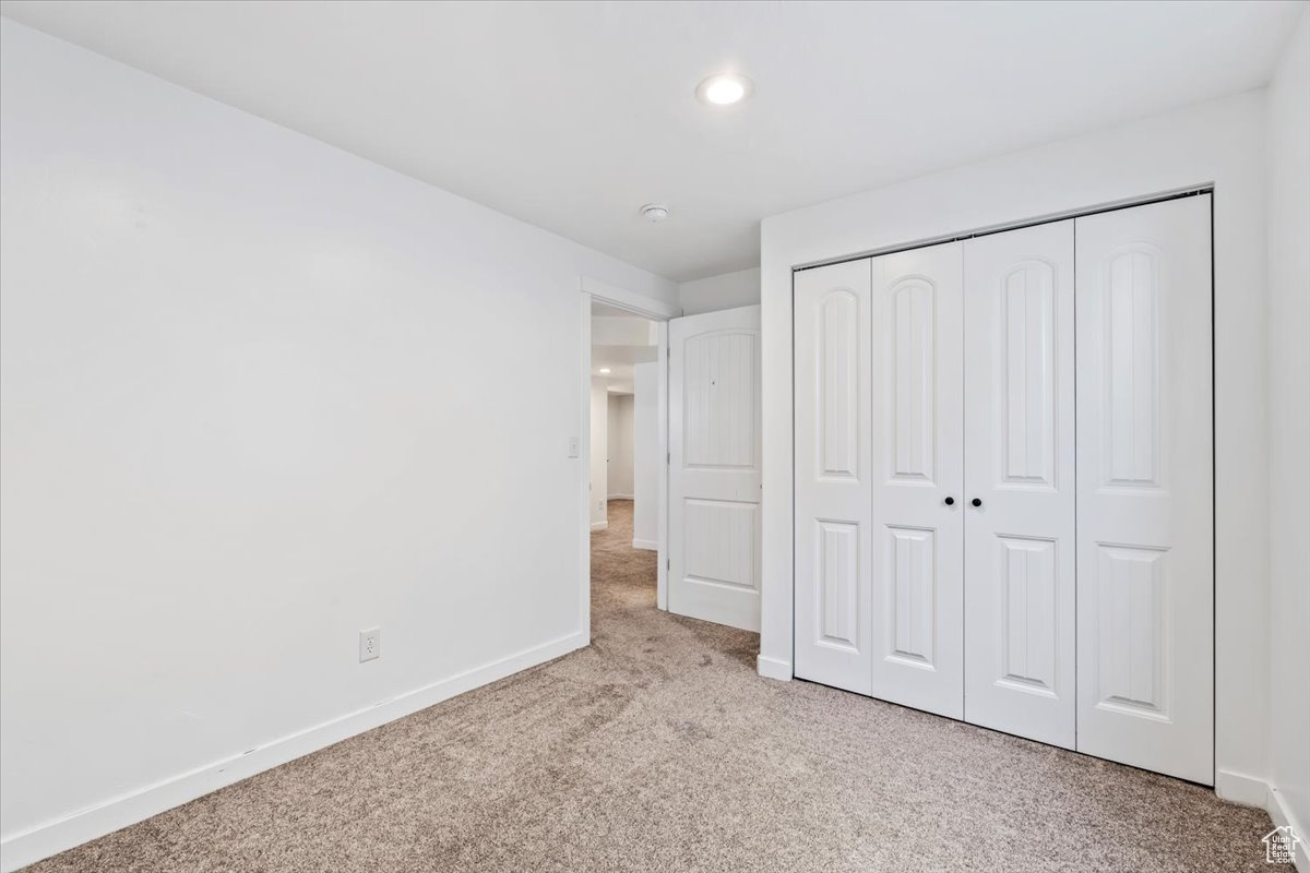 HARRINGTON HOLLOW - Residential