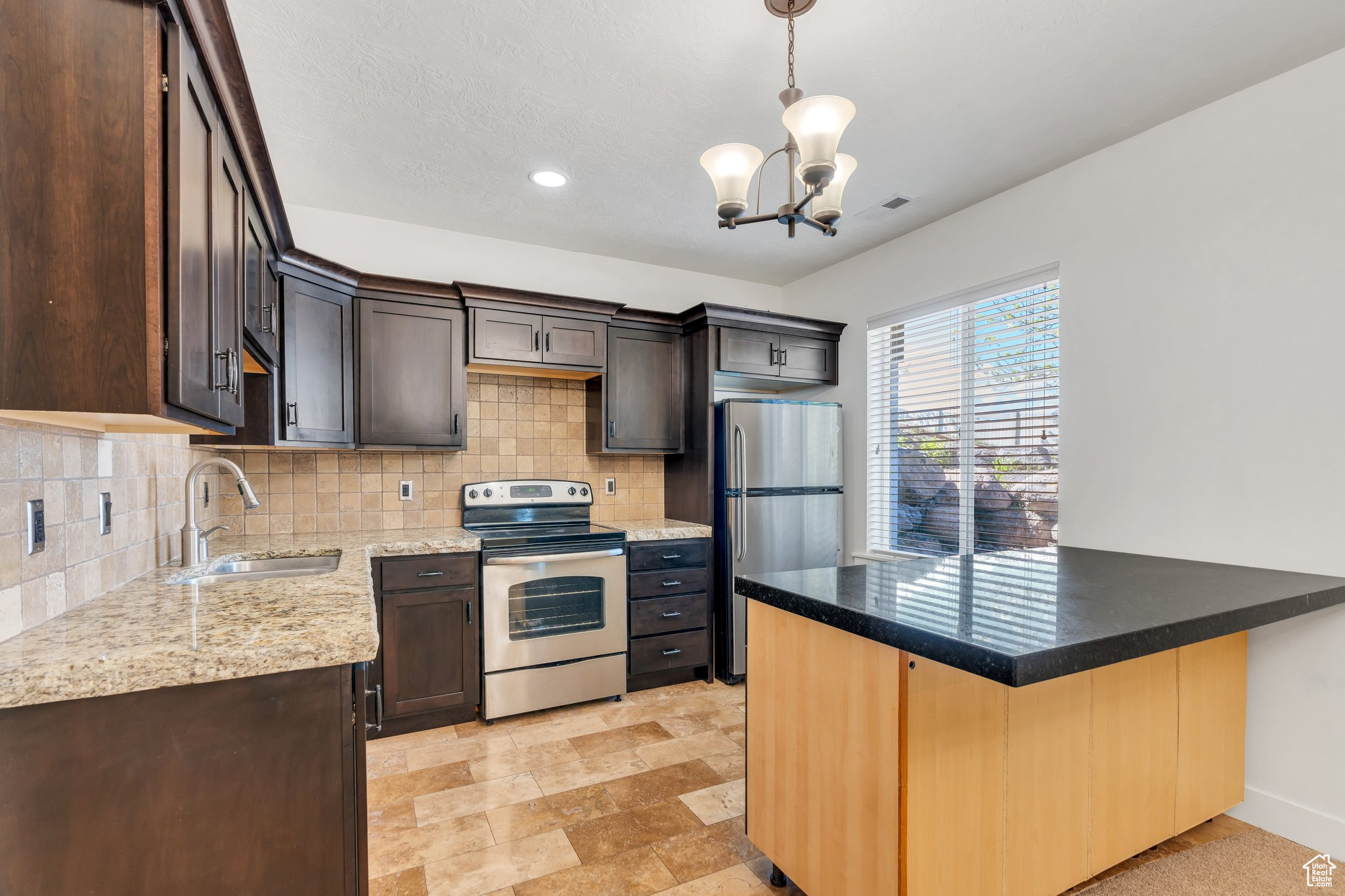 6978 W Ivie Farms Dr, Herriman, Utah image 31
