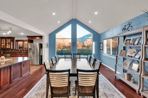 Tiny photo for 310 N 800 E, Mapleton, UT 84664 (MLS # 2131089)