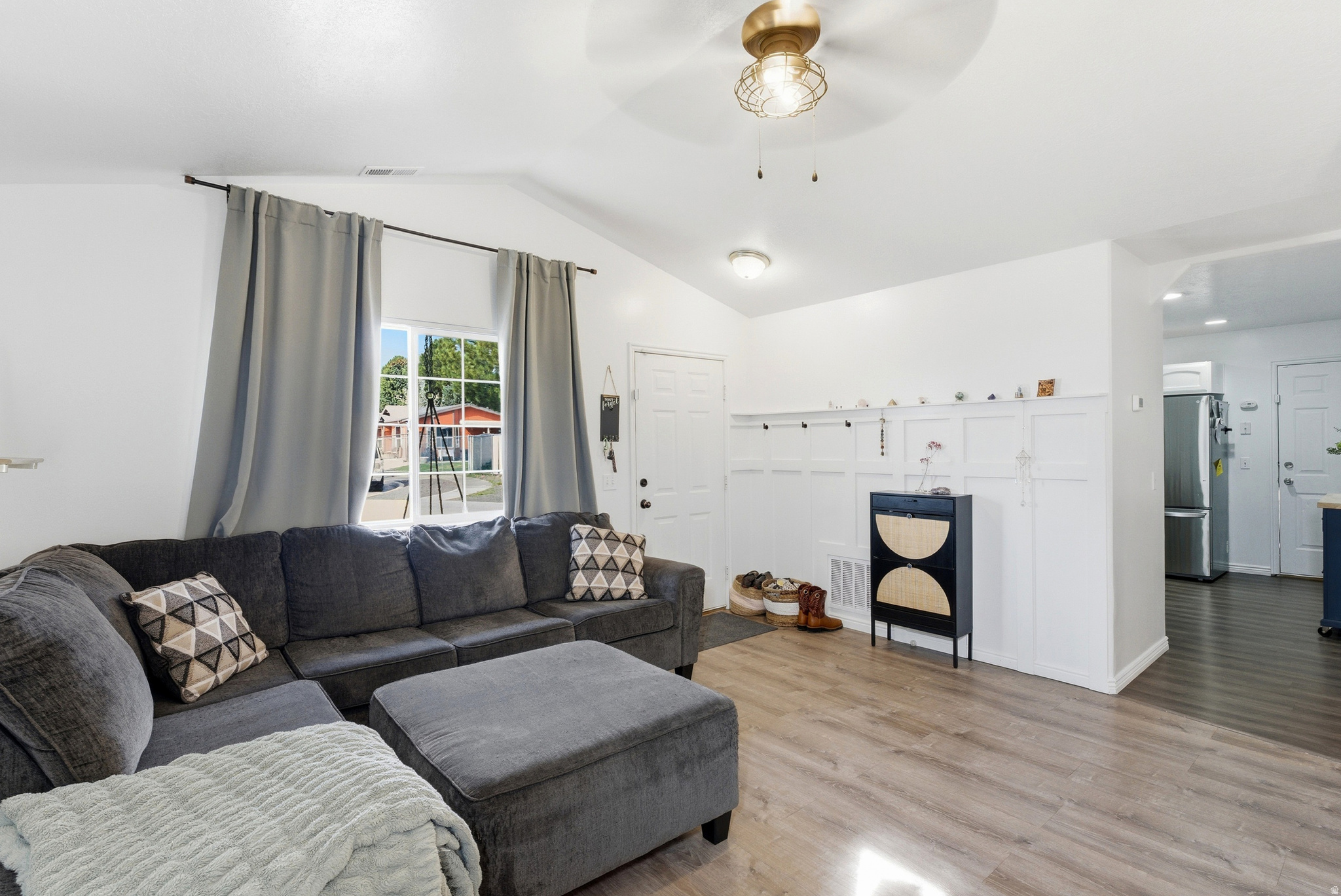 REDFORD ESTATES - Residential