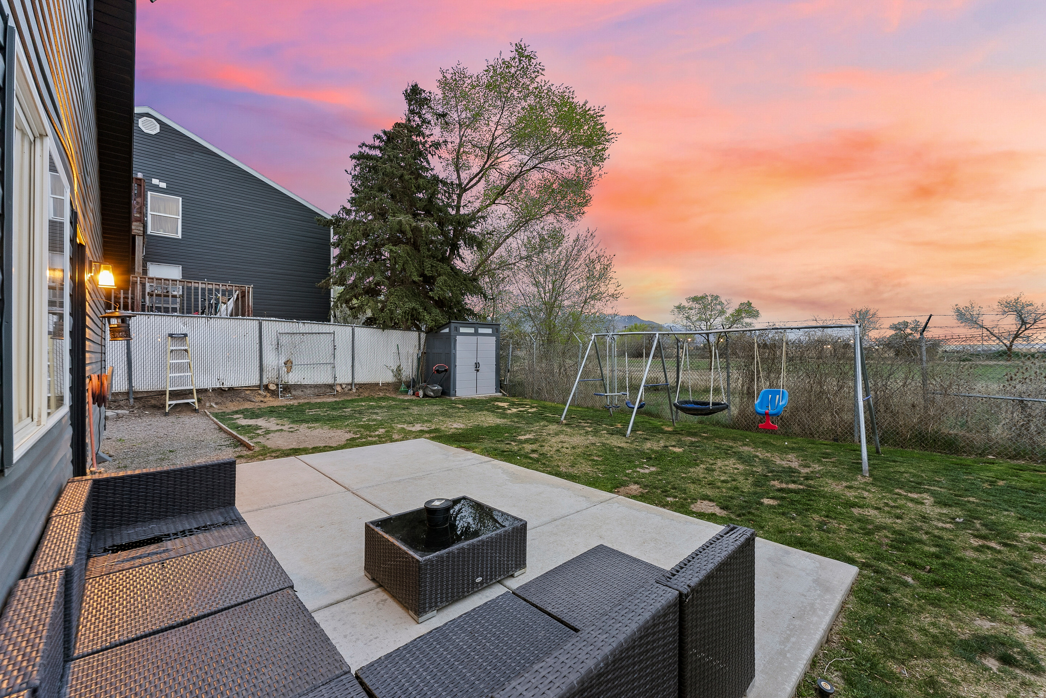 REDFORD ESTATES - Residential