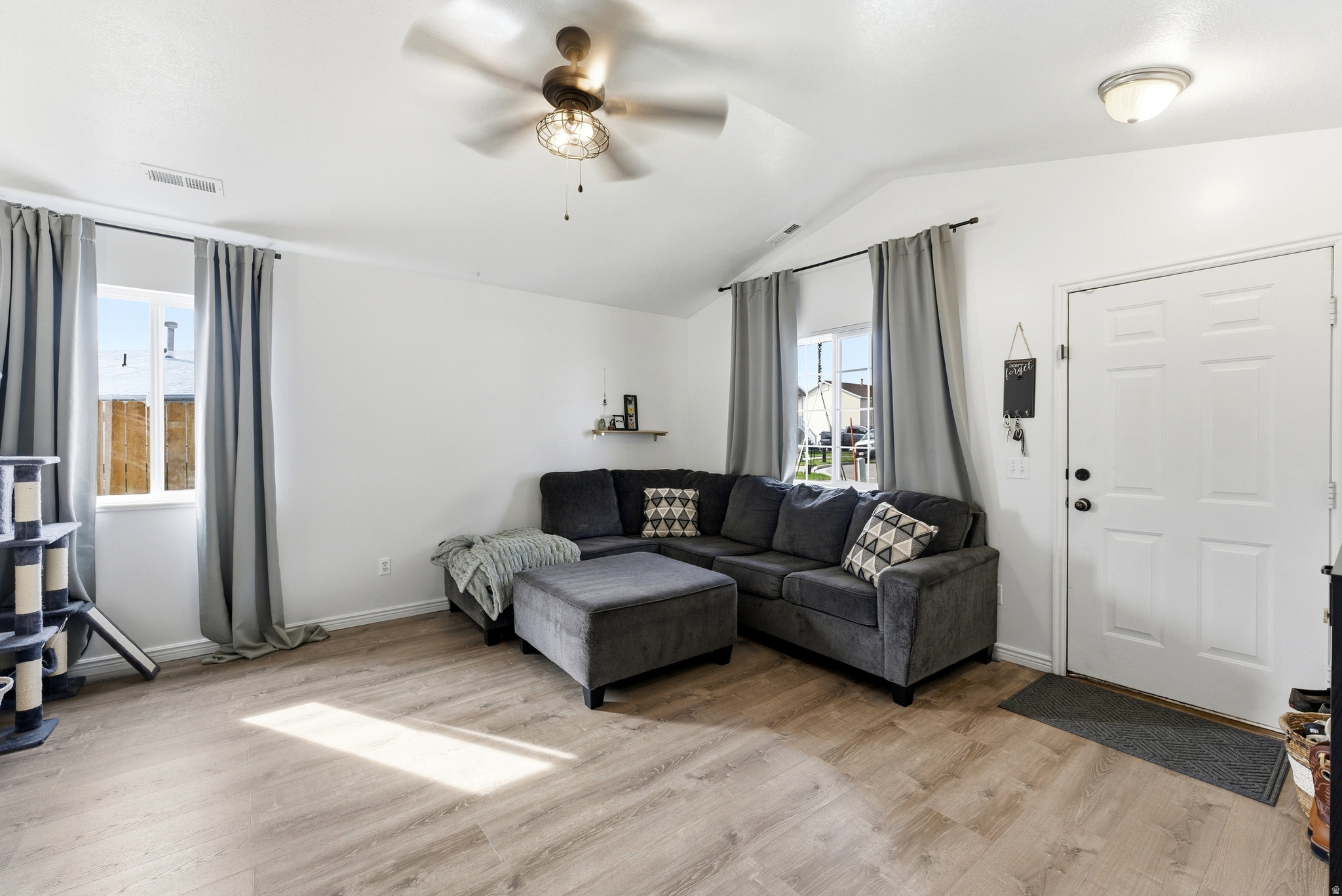 REDFORD ESTATES - Residential