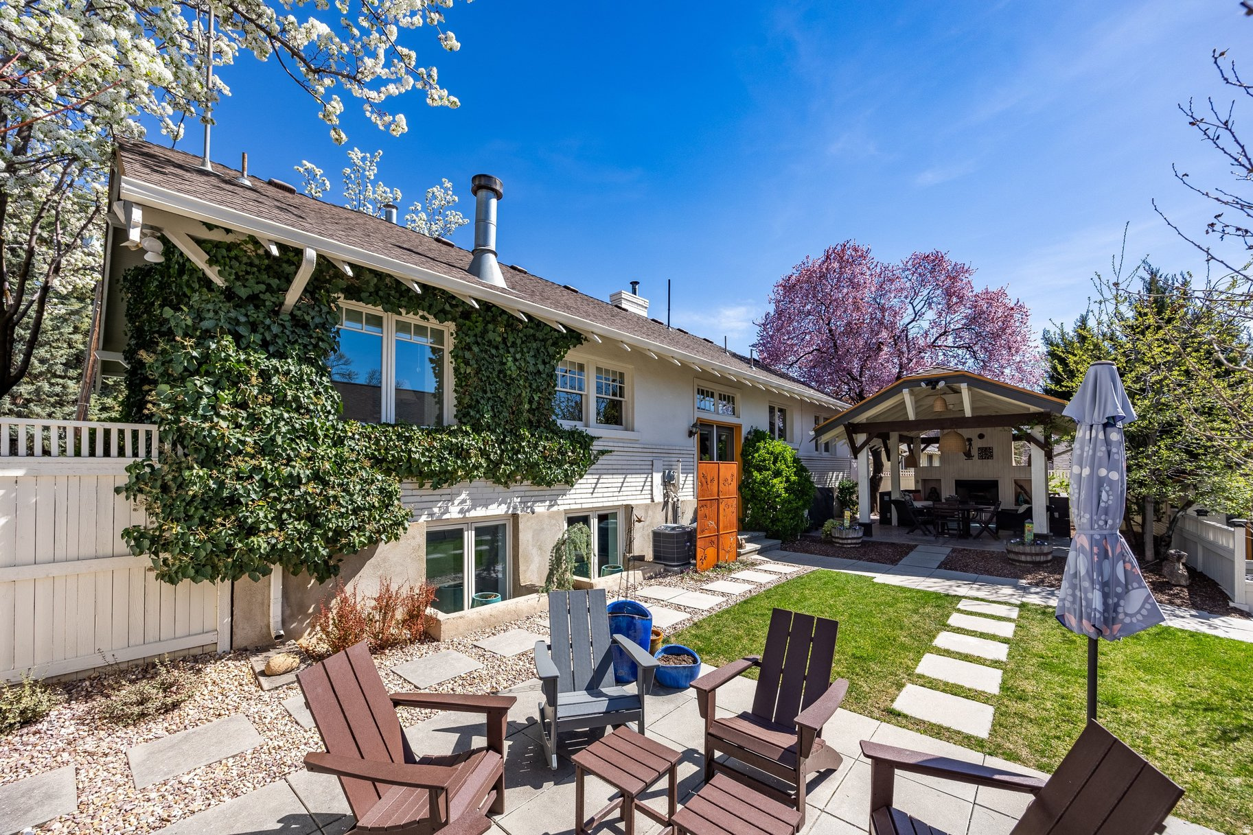 VICTORIA PLACE - Residential