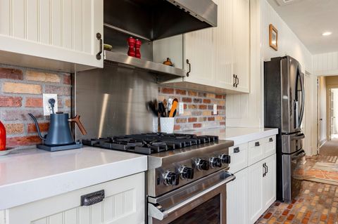 Tiny photo for 139 N VIRGINIA St, Salt Lake City, UT 84103 (MLS # 2142126)