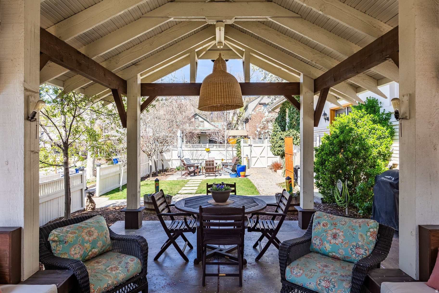 VICTORIA PLACE - Residential