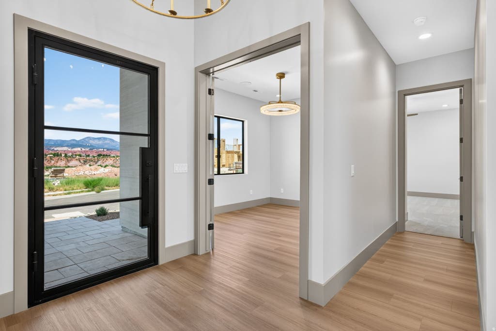 Photo of 3945 HILLSIDE WAY, Santa Clara, UT 84765 (MLS # 2177830)