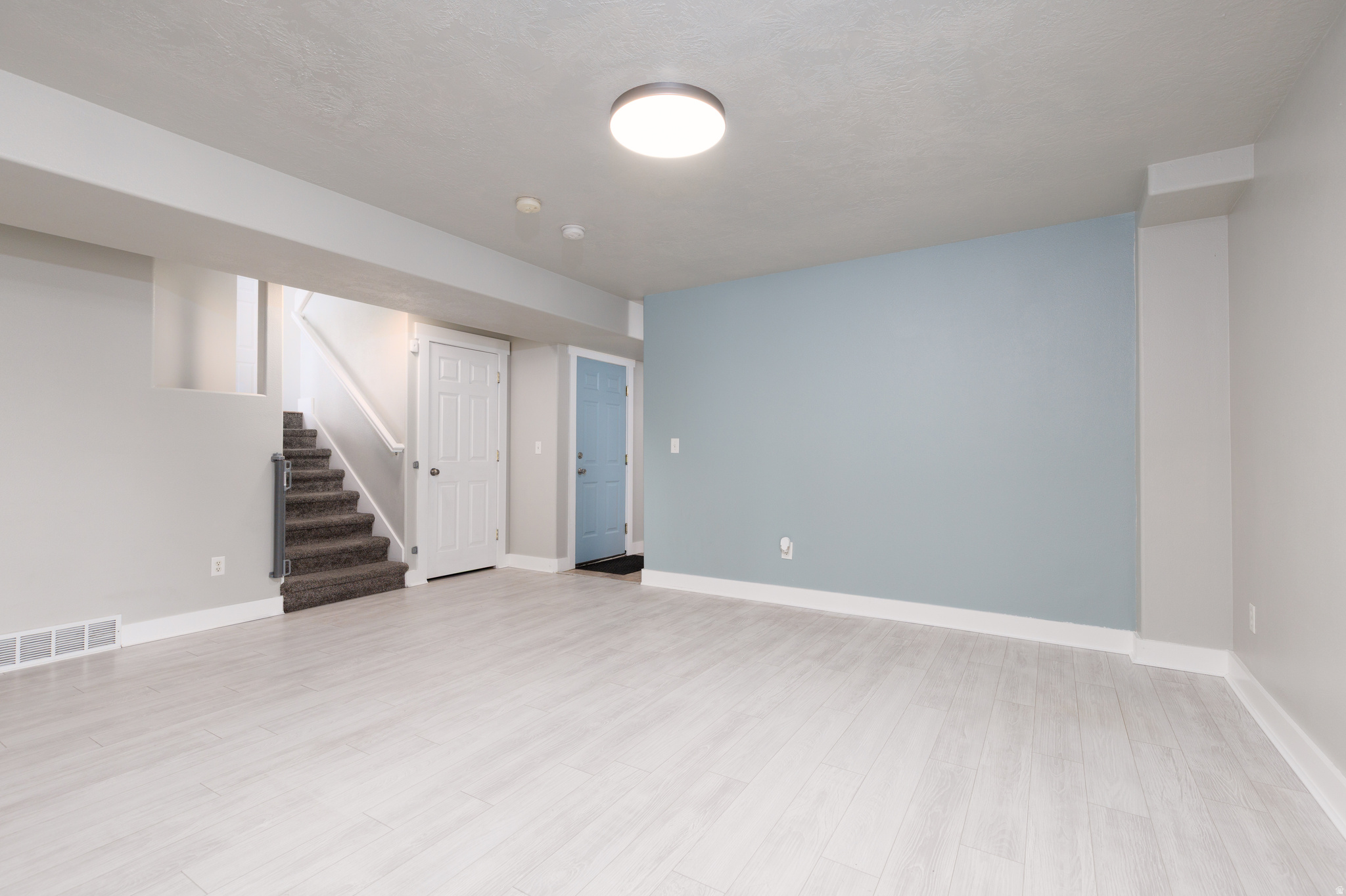 WESTERN - Residential
