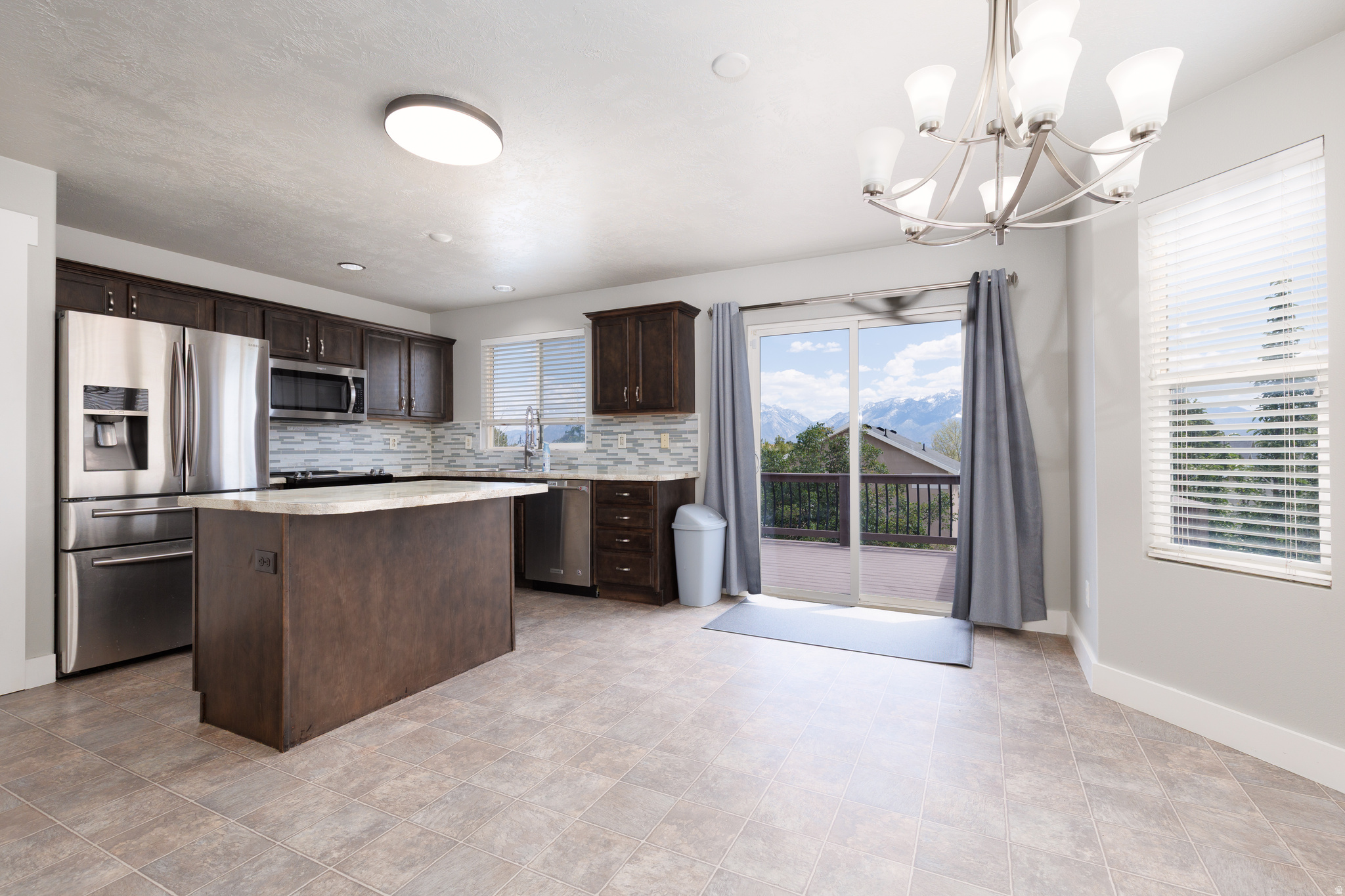WESTERN - Residential