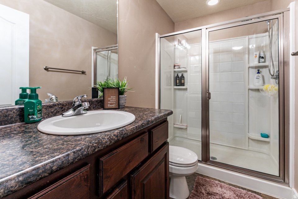 DAYBREAK - Residential