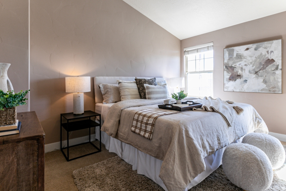 DAYBREAK - Residential