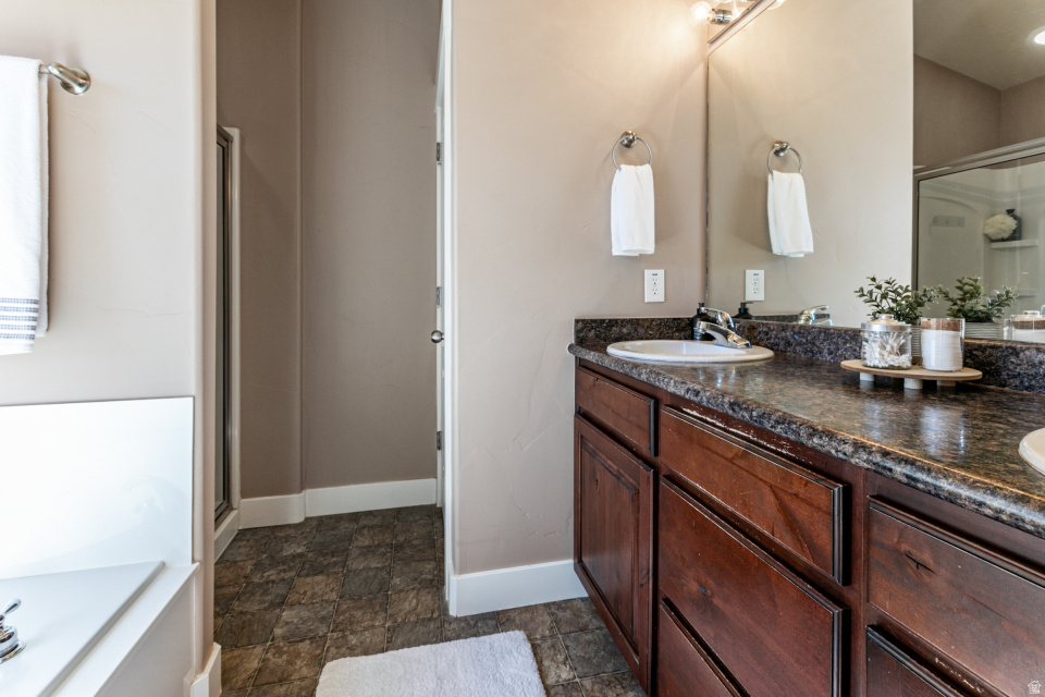 DAYBREAK - Residential