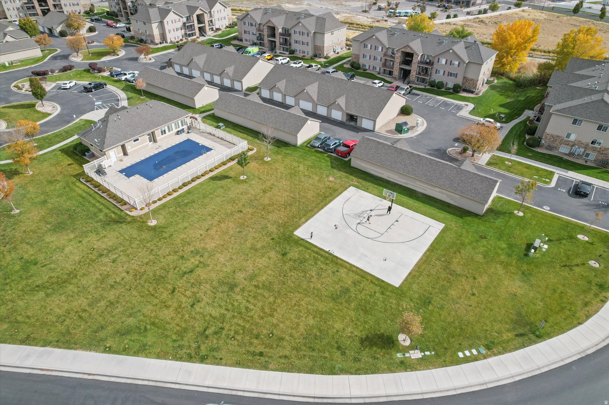 HILLCREST CONDOS - Residential