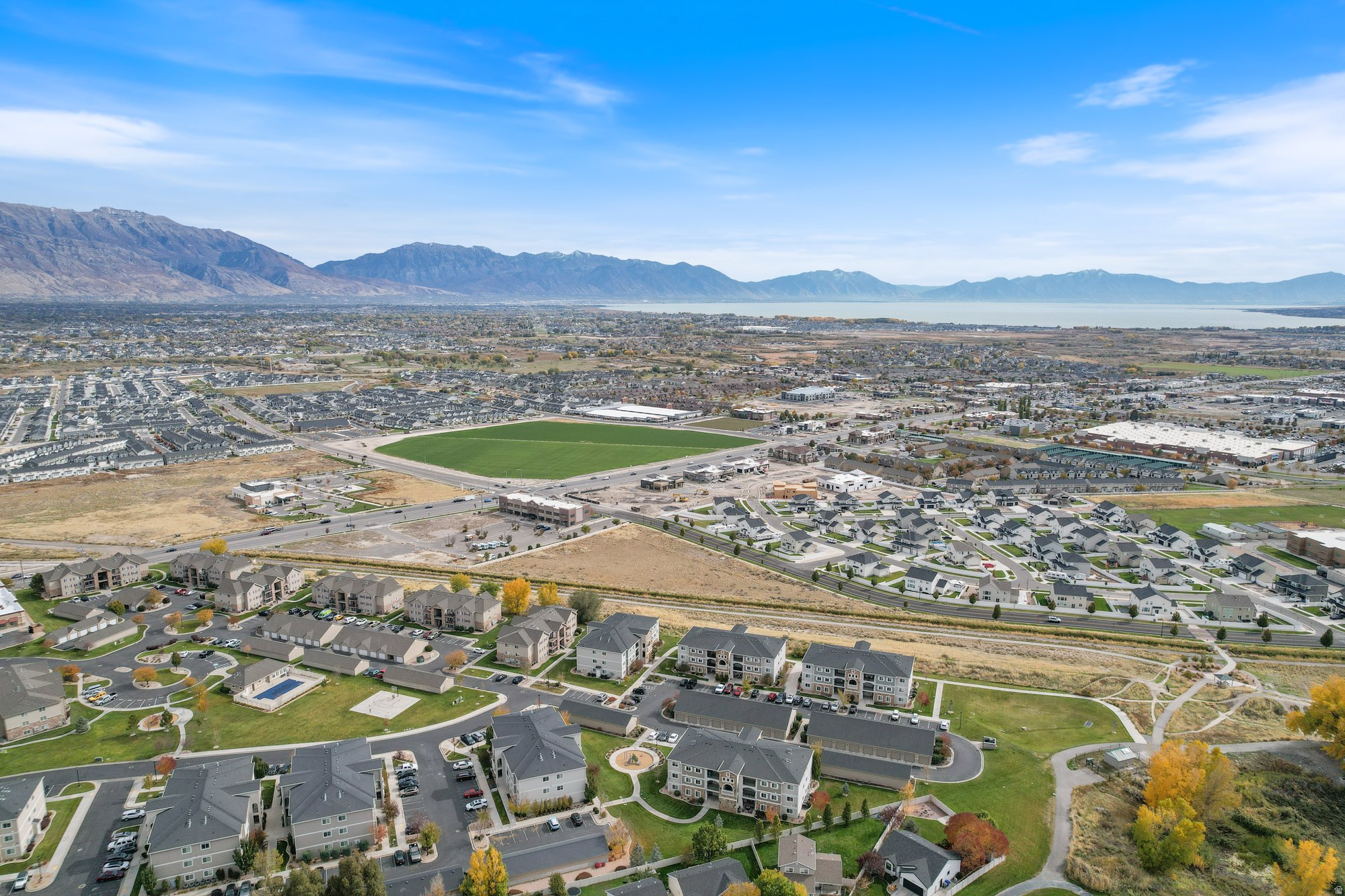 HILLCREST CONDOS - Residential