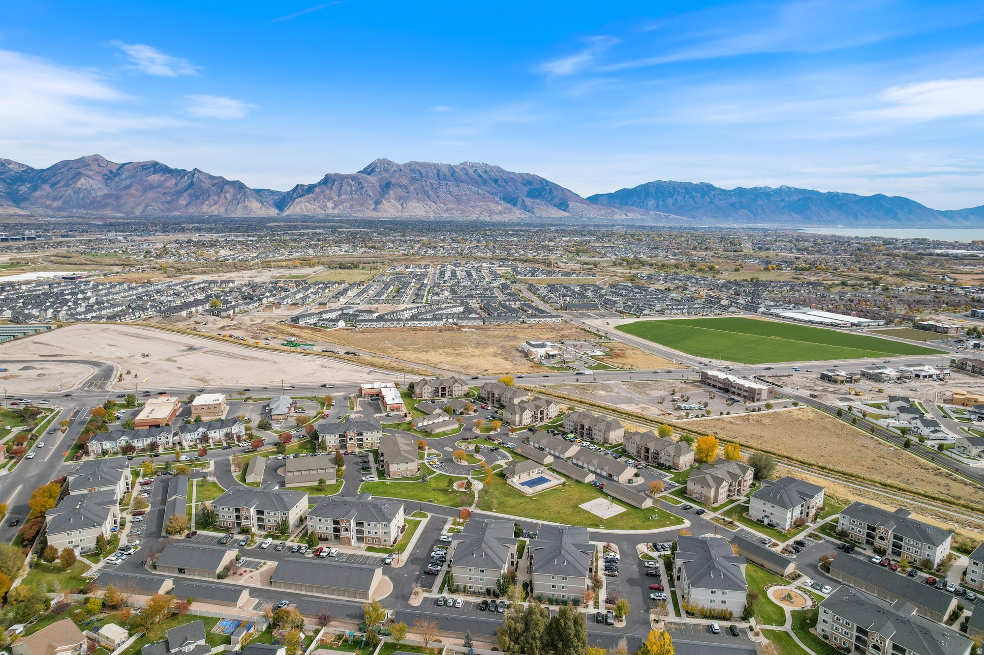 HILLCREST CONDOS - Residential