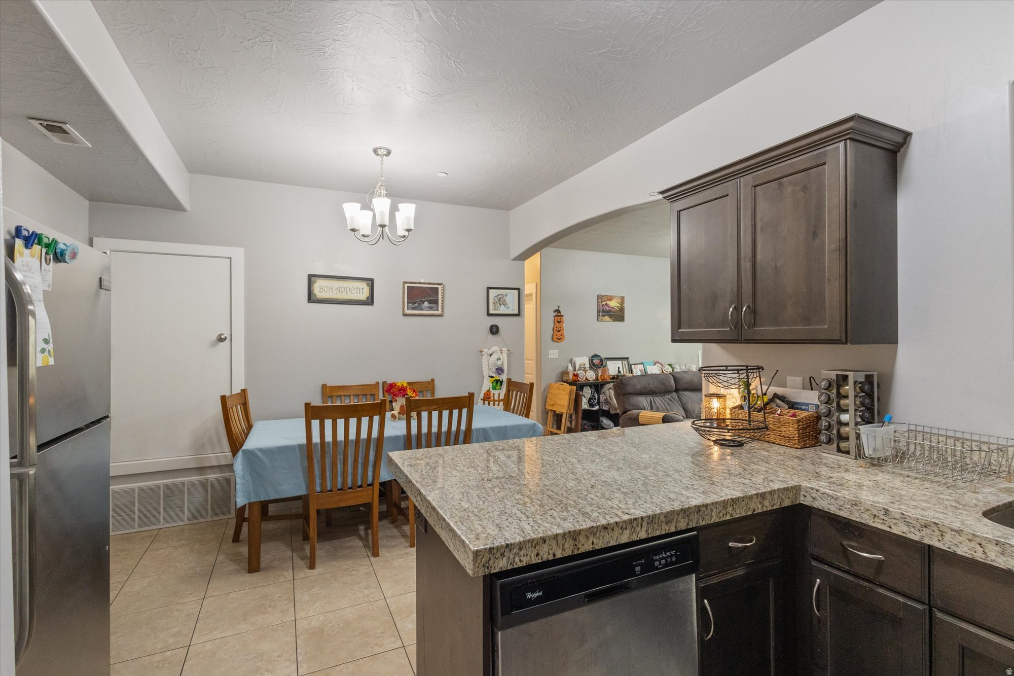 HILLCREST CONDOS - Residential