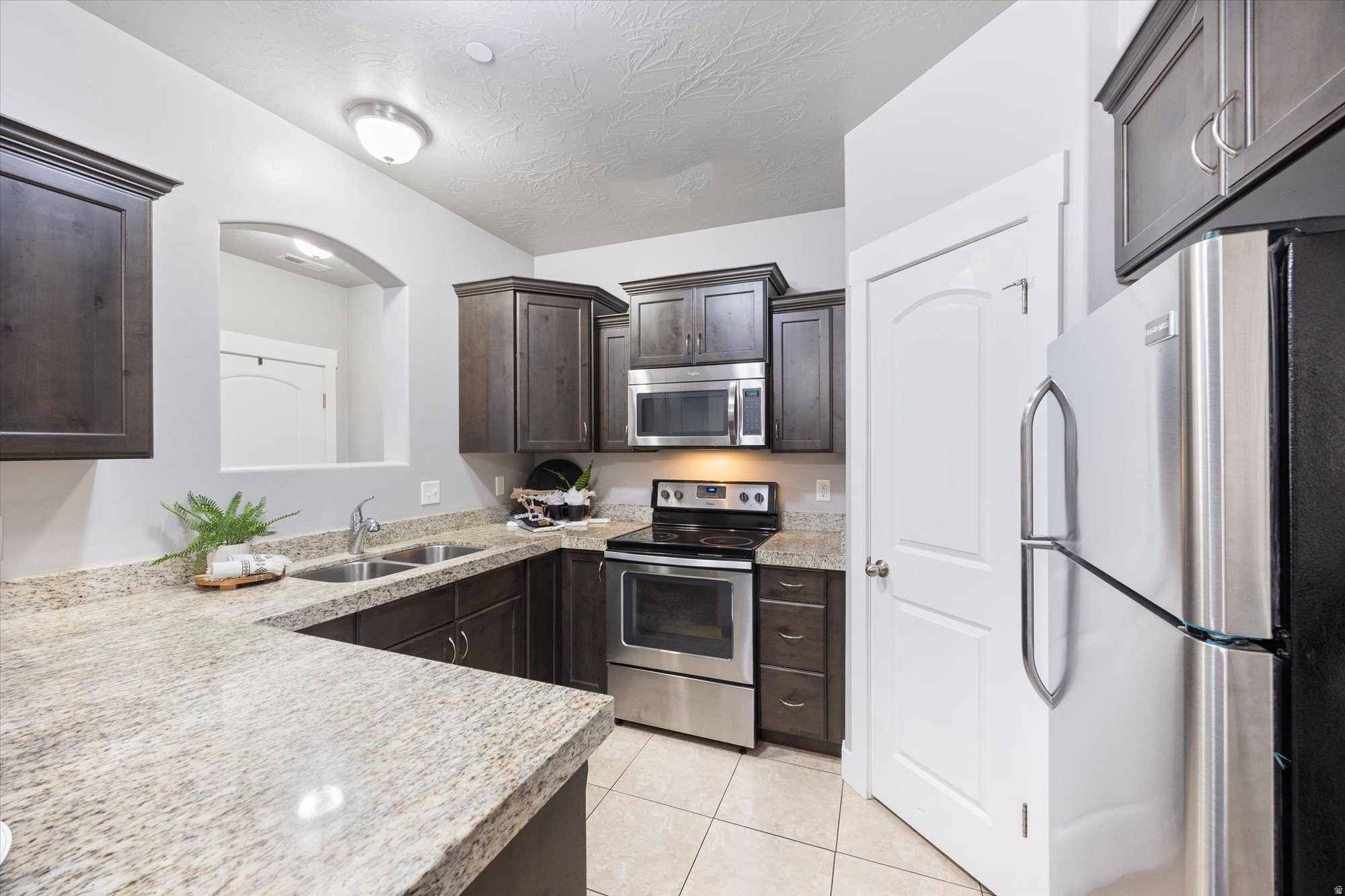 HILLCREST CONDOS - Residential