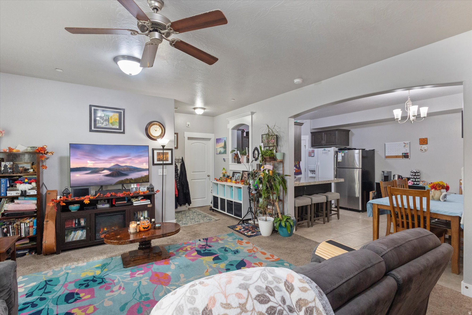 HILLCREST CONDOS - Residential