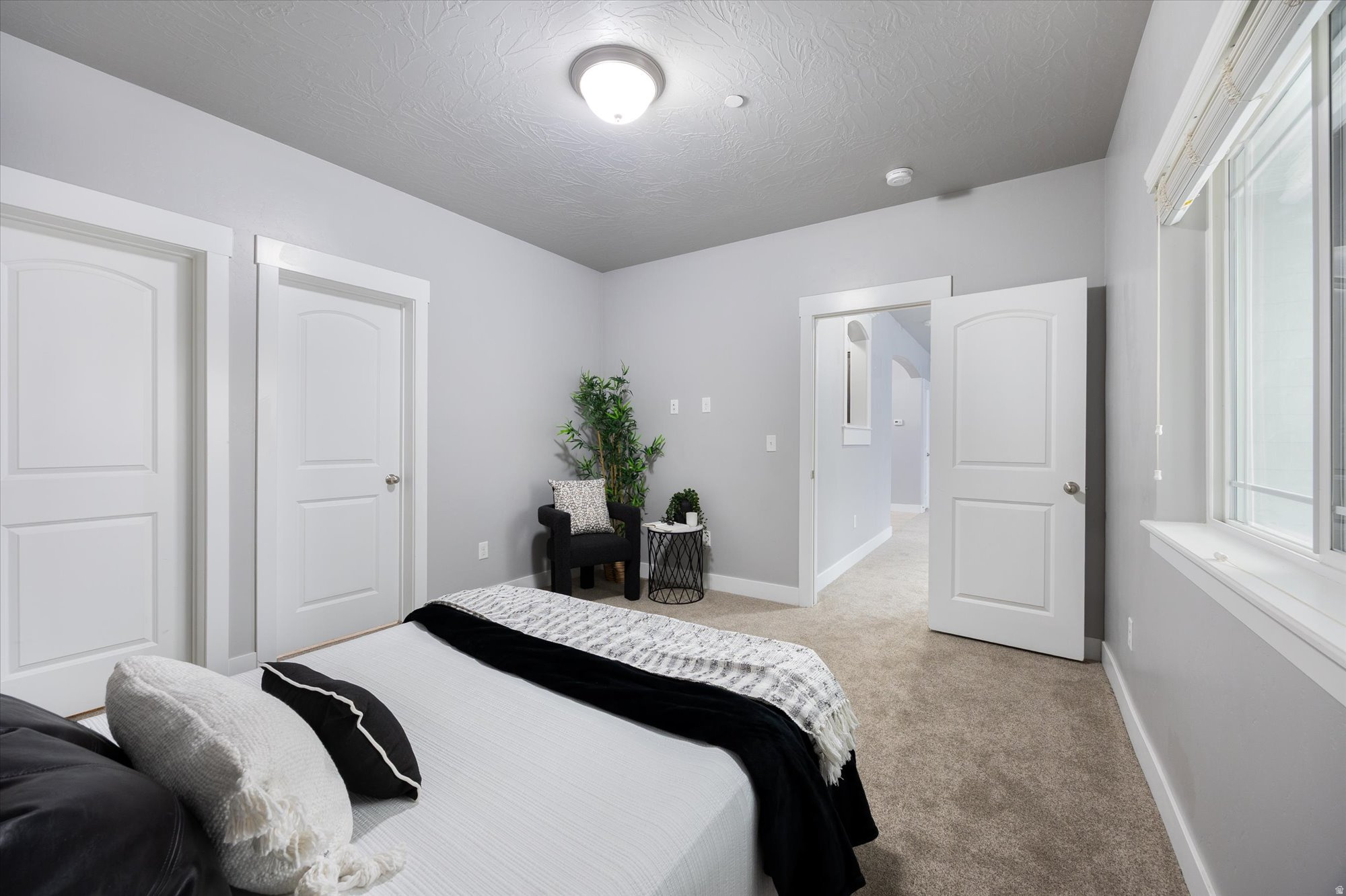 HILLCREST CONDOS - Residential