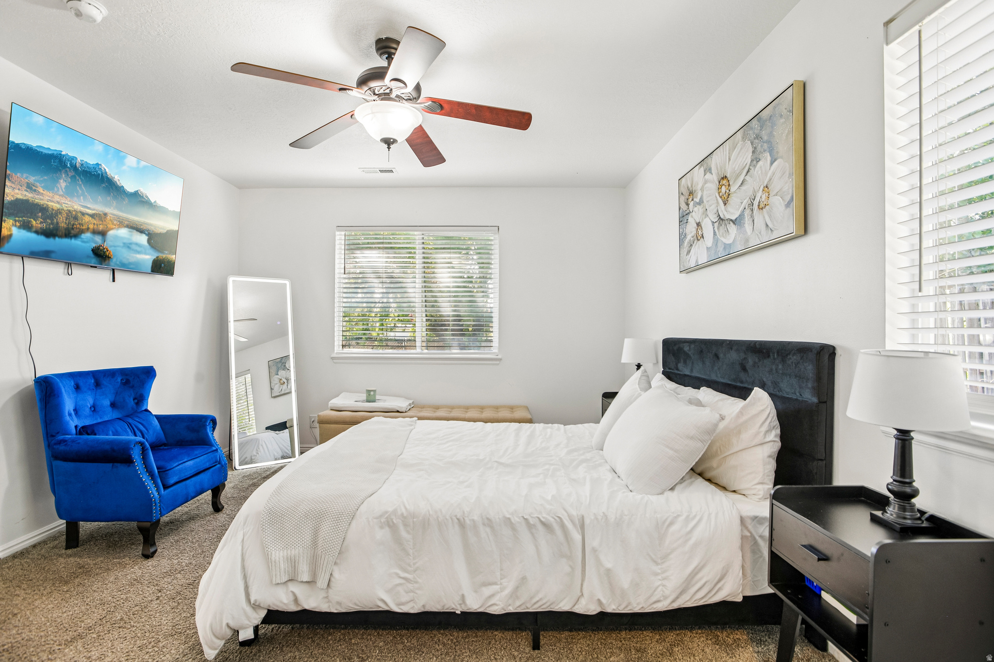 WHISPER WILLOW - Residential