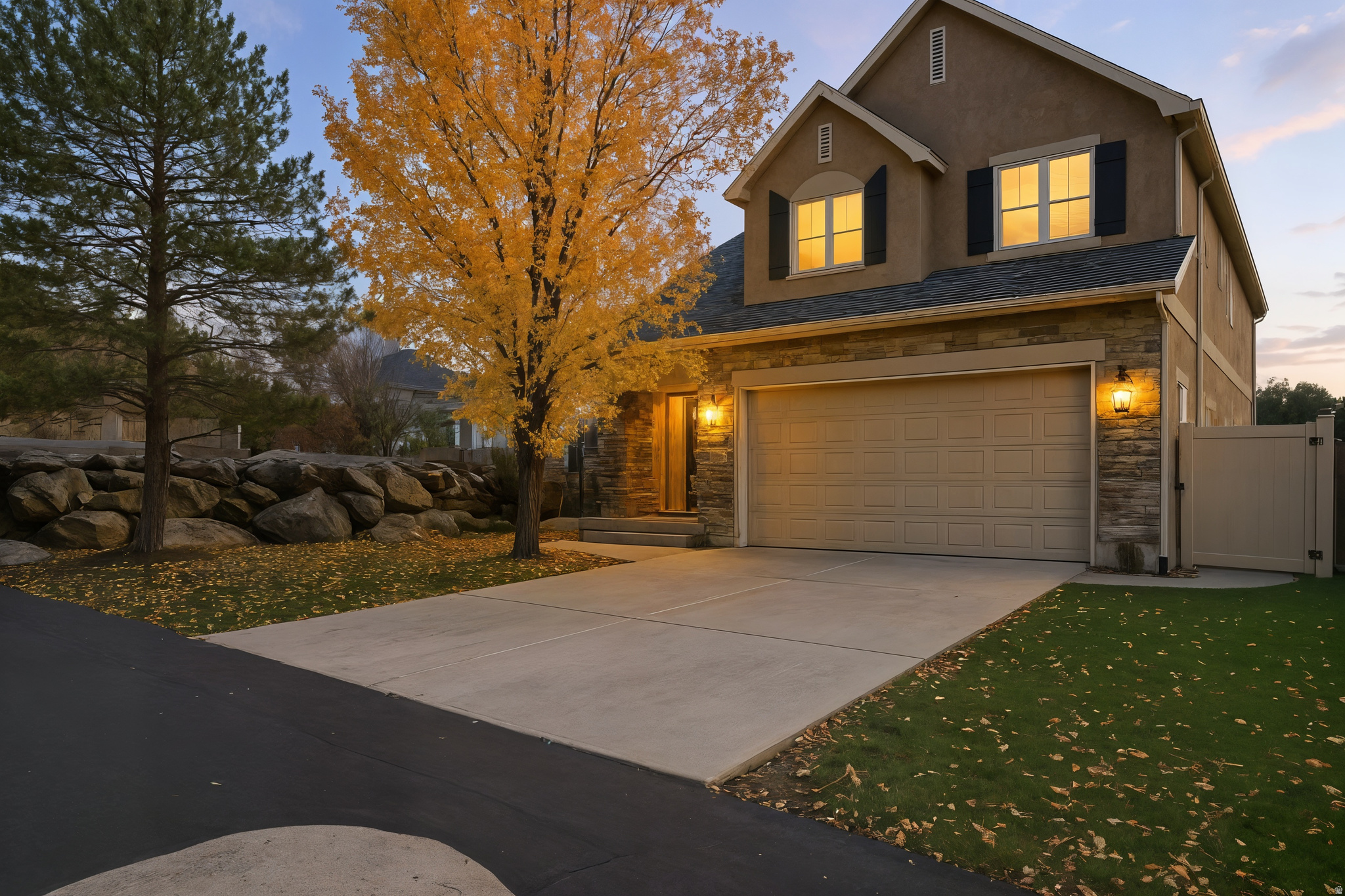 THE POINTE AT LITTLE COTTONWOOD - Residential