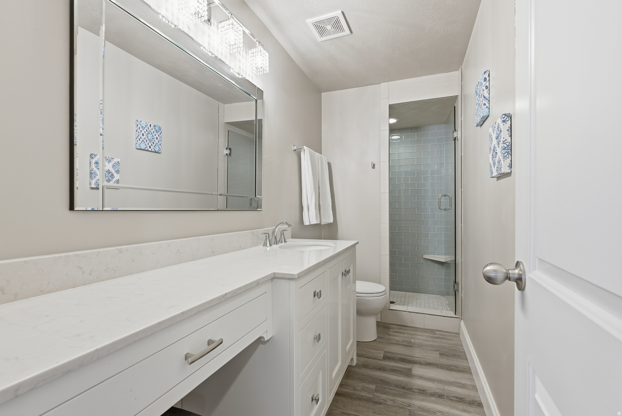 THE POINTE AT LITTLE COTTONWOOD - Residential